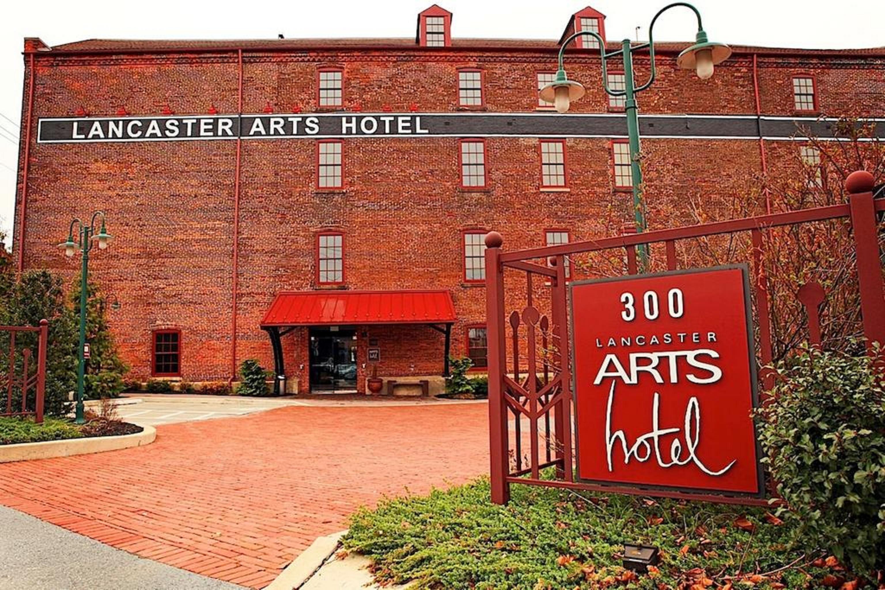 Lancaster Arts Hotel Εξωτερικό φωτογραφία