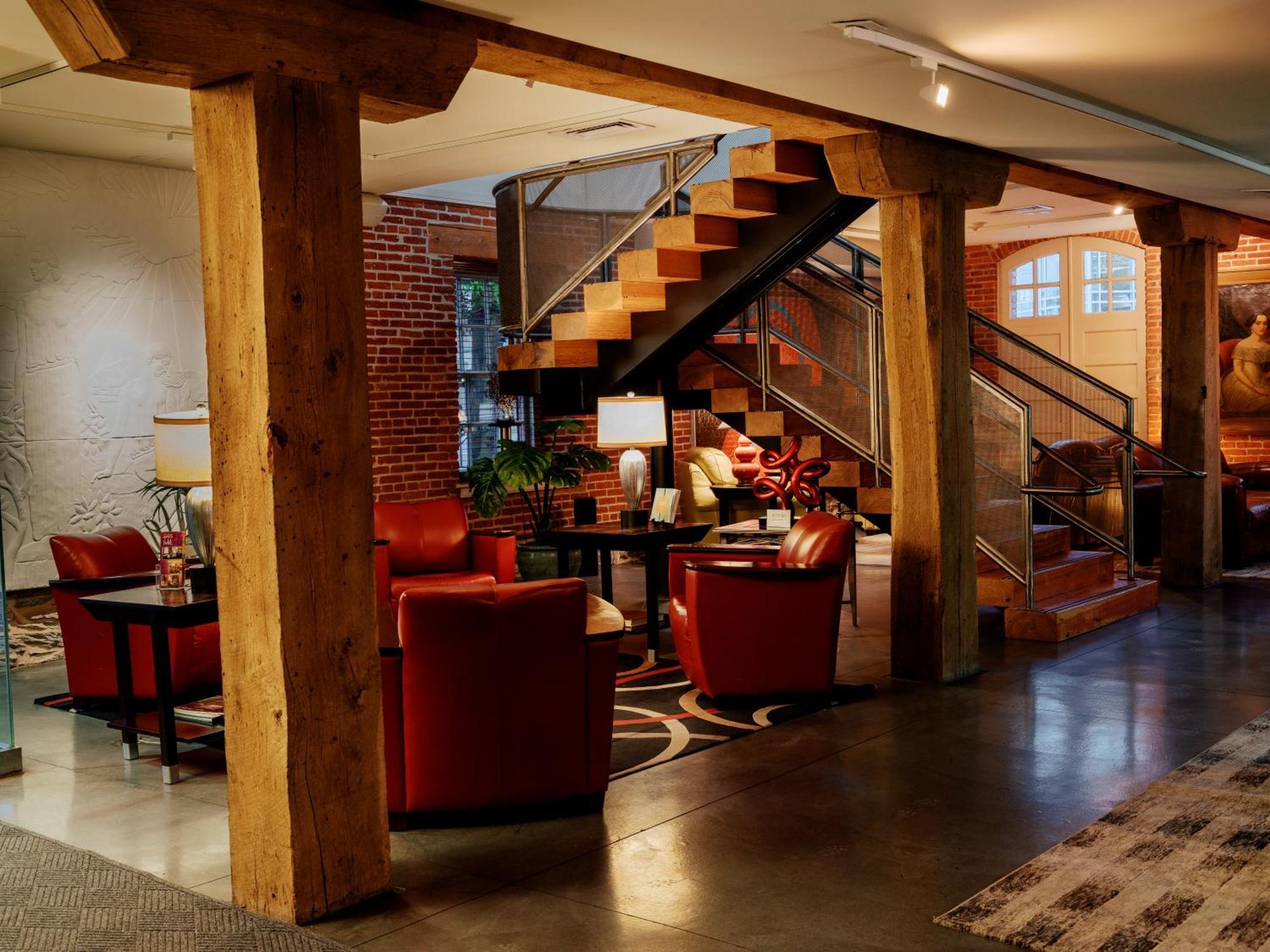 Lancaster Arts Hotel Εξωτερικό φωτογραφία